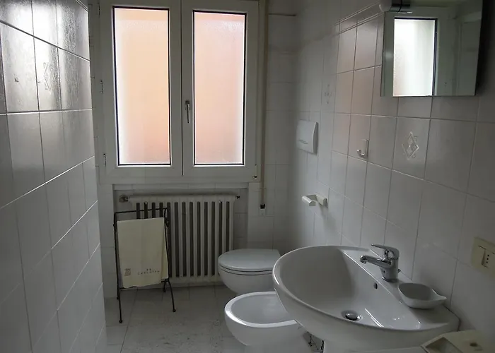 Carlotta Bed and Breakfast 3*